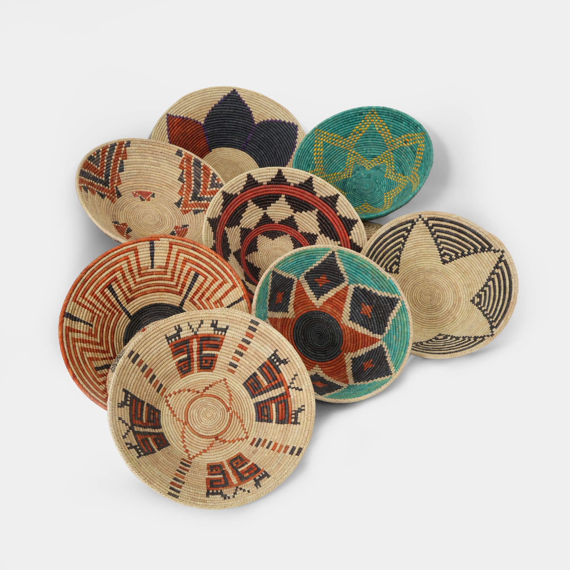 HAND WOVEN FRUIT BOWL (NHAU)